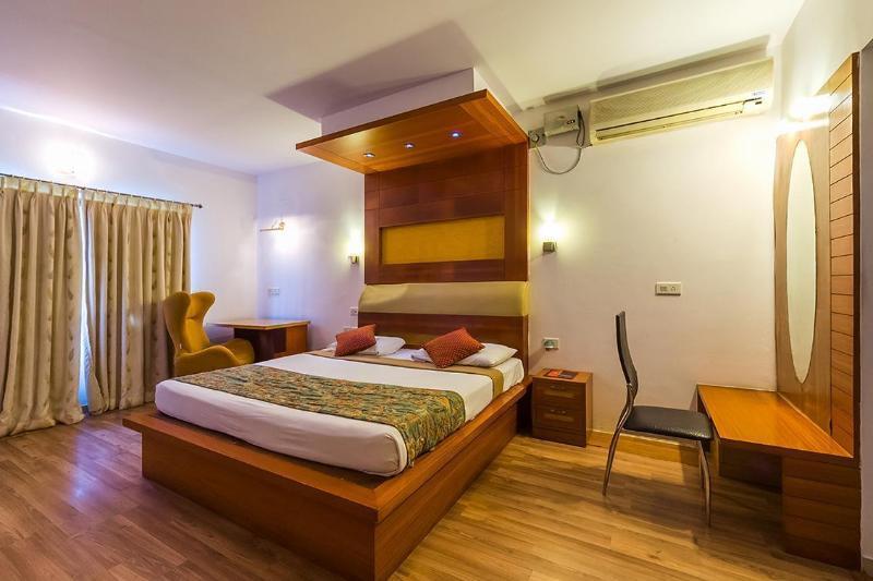 Hotel Riverside Resort And Spa Kumbakonam Exterior photo