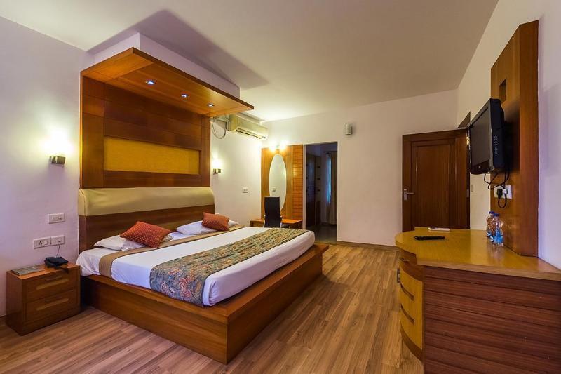 Hotel Riverside Resort And Spa Kumbakonam Exterior photo